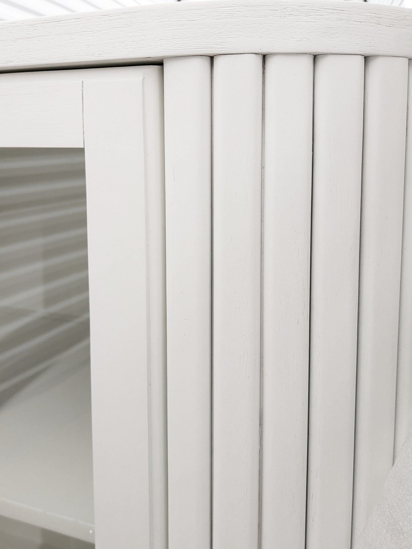 VAST White Curved Glass Door Cabinet