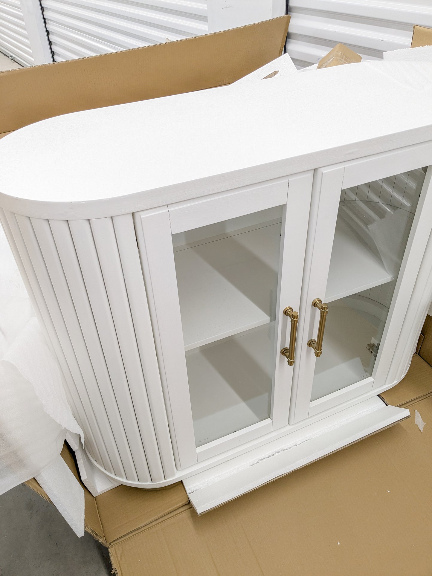 VAST White Curved Glass Door Cabinet