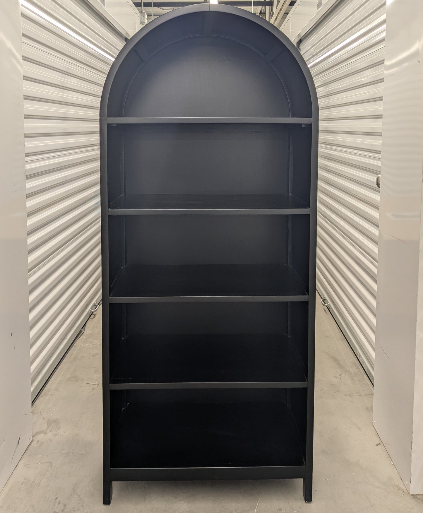 VAST Arched Matte Black Bookshelf – 5-Tier Modern Statement Shelf