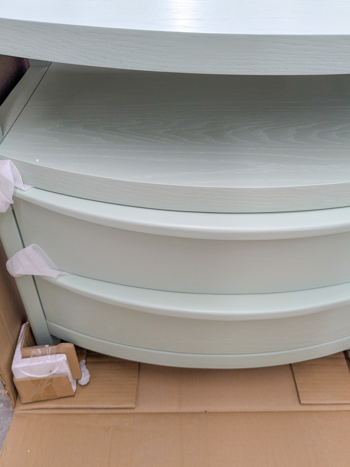 VAST Modern Curved Mint Green Wood Nightstand