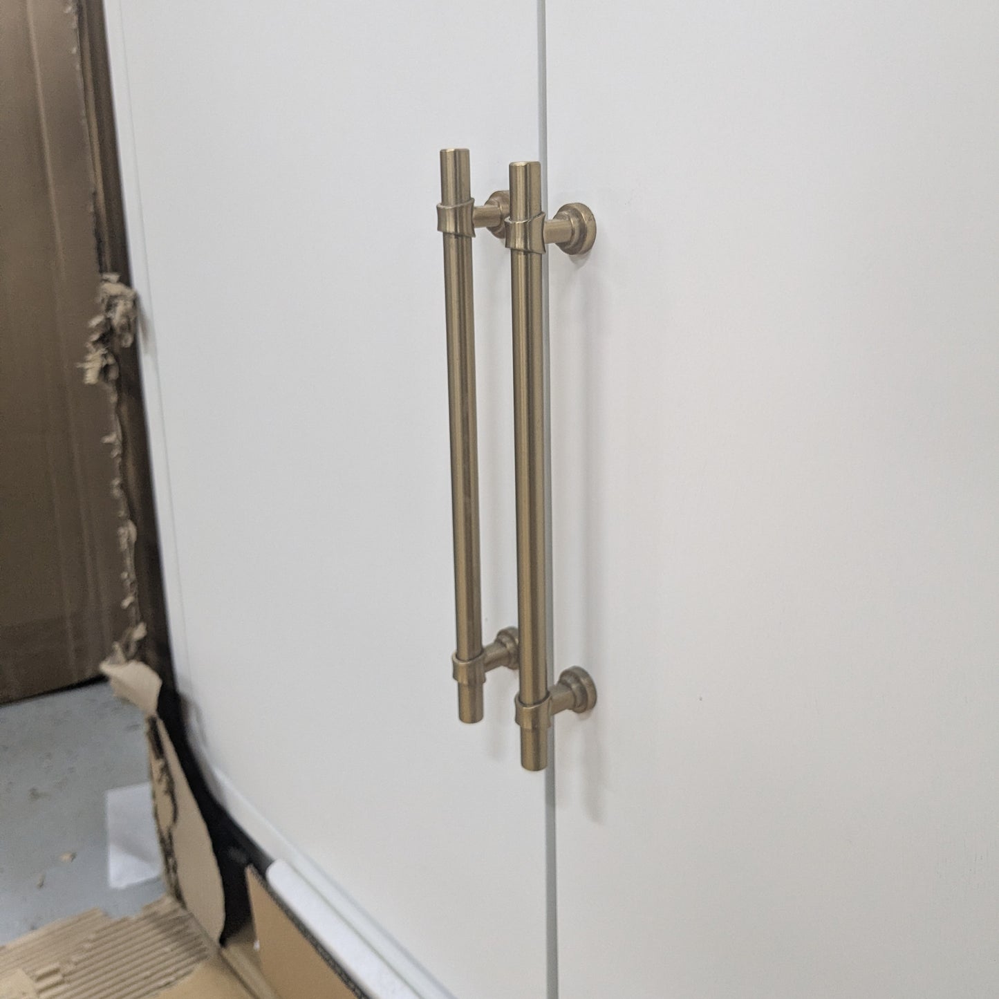 ✨ VAST Modern White Sideboard – Stylish, Spacious, and Built for Any Home ✨